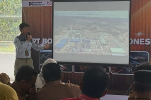 Kawal Progres SGAR Tahap Kedua, Wabup Juli Suryadi Ajak Kades Tinjau Langsung PT BAI