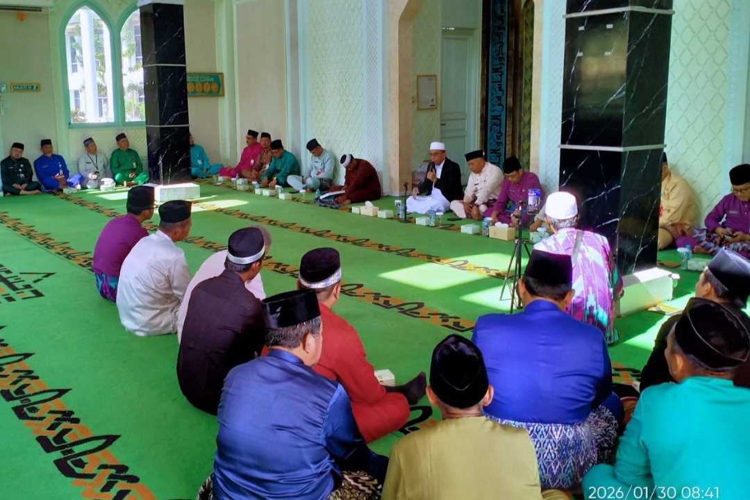 Peringatan Isra’ Mi’raj di Surau Nurussalim, Juli Suryadi Ingatkan ASN Amanah Rakyat Harus Dijaga