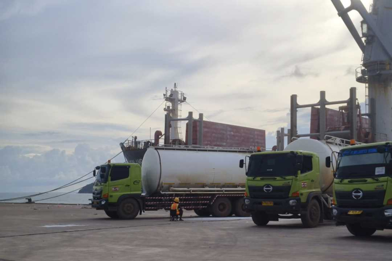 Tren Positif Terminal Kijing 2025: Kunjungan Kapal Naik 15 Persen, Siap Operasikan Layanan Petikemas