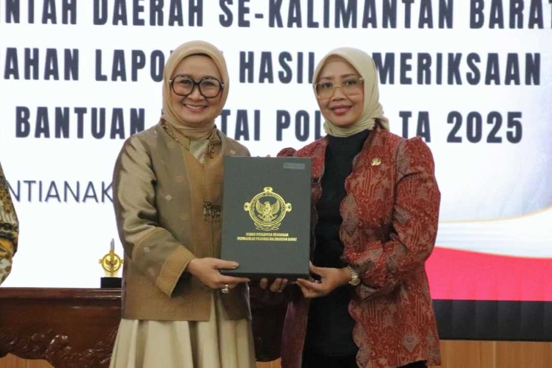 Incar WTP Lagi, Bupati Erlina Serahkan LKPD Unaudited TA 2025 ke BPK Kalbar